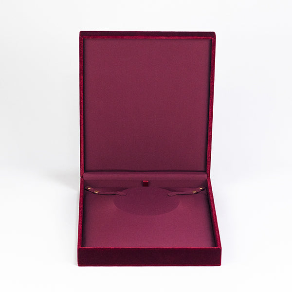 BX063 Red Velvet Necklace Display Box